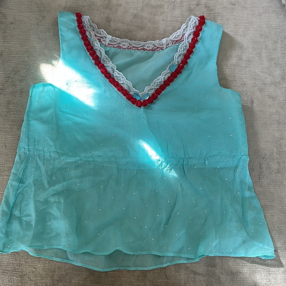 So Pretty Vintagee Embellished V neck French Silk Chiffon top Blouse Cami style